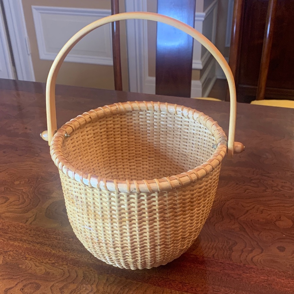 Nantucket Lightship Basket: Woven Tan Wicker w Arched Handle/Coastal Grandma